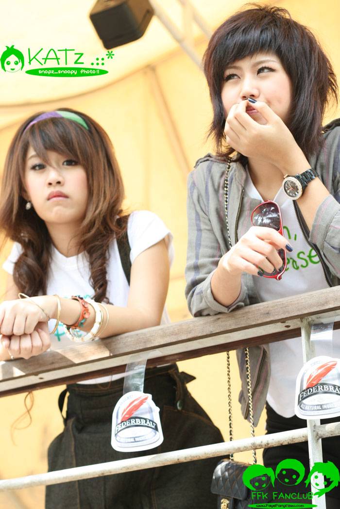 2 พี่น้องสุดน่ารัก