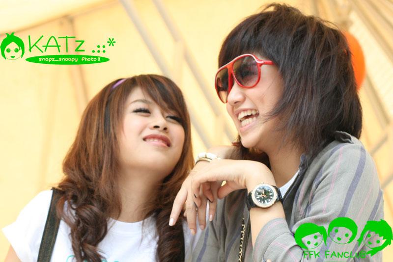 2 พี่น้องสุดน่ารัก