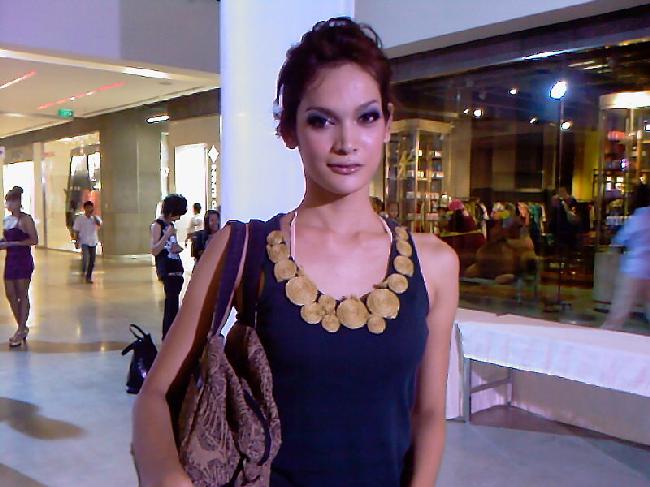 ผู้ชนะ Miss Rambo Queen 2010 จากละครแฝดนะยะ