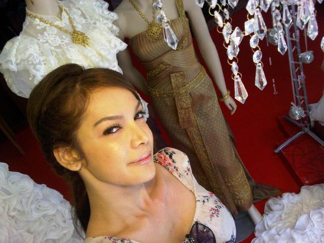 แจ๊ส นางแบบสาวสวยสุดเปรี้ยว