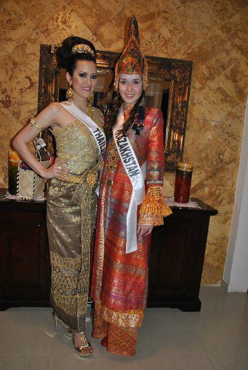 ออยล์ - พิมพวรรณ @MISS INTERCONTINENTAL 2010