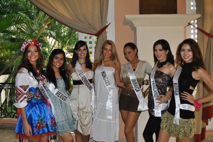 ออยล์ - พิมพวรรณ @MISS INTERCONTINENTAL 2010