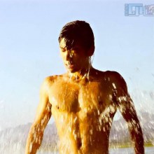 ร้อนไหม มาเล่นน้ำกันม่า