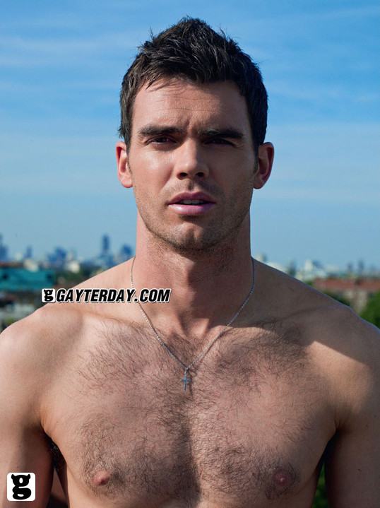 "นักคริกเก็ตหน้าหล่อ" ถ่ายนู้ดลงนิตยสารเกย์ Attitude