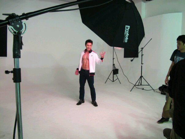 เอ-พศิน ถ่ายโฆษณาPARC EXO CONDO [คอนโดสปอร์ตแนวใหม่]