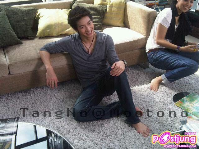 โตโน่ พรีเซนเตอร์โฟมล้างหน้าพรีเมียร์-ซอฟ