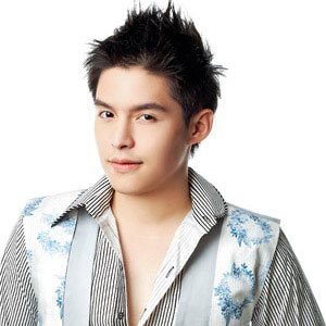 เอ้ก - นศ.แพทย์ คณวัฒน์ จันทรลาวัณย์