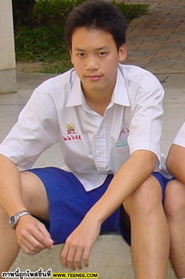 ดาราในชุดนักศึกษา น่ารักดี