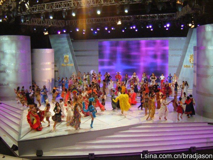 คืนนี้มาช่วยกันลุ้น "หนูสิ" ให้เข้ารอบ TOP 25 ให้ได้