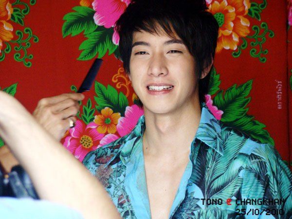 ภาพเบื้องหลังถ่ายแบบของ โตโน่ ที่ อ.เชียงคาน จังหวัดเลย