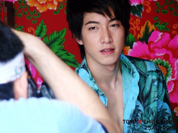 ภาพเบื้องหลังถ่ายแบบของ โตโน่ ที่ อ.เชียงคาน จังหวัดเลย