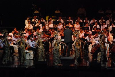 ฟ้อนรำโดยสาวๆยะลา