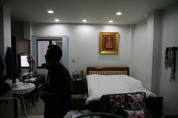 เยี่ยมเยียนบ้าน อาจารย์เฉลิมชัย โฆษิตพิพัฒน์