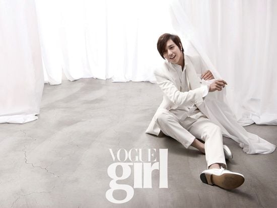 Jung Yong Hwa  CN Blue