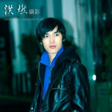 ตี๋ ขาว ใส เพรียวบาง น่ะค่ะ