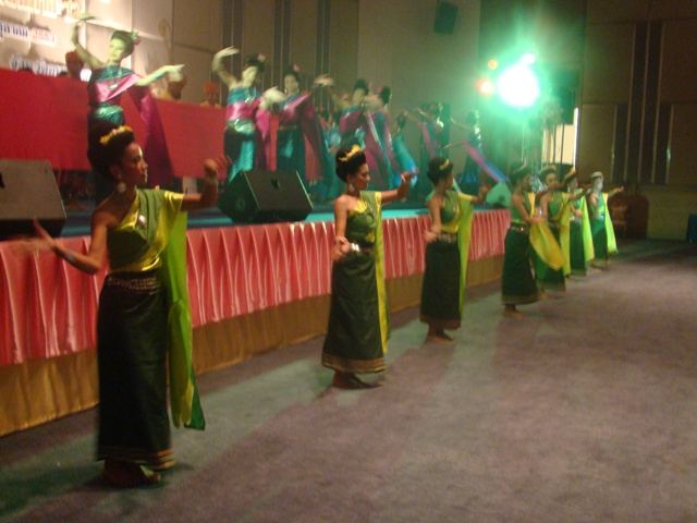 วงโปงลางสังข์เงินศิลป์อีสาน