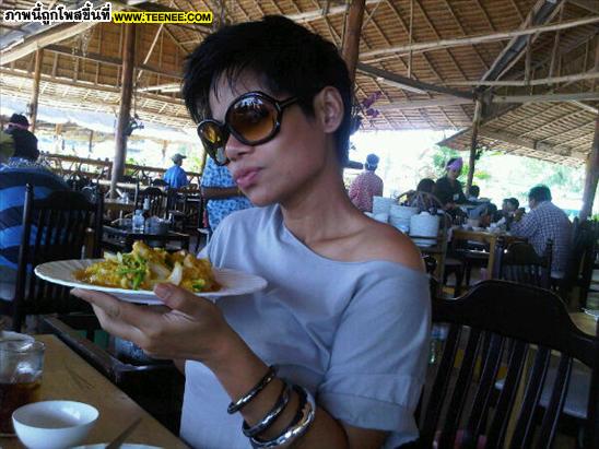 ฿฿ โอปอล์กับทรงผมสุดมั่นของเธอ ฿฿