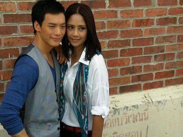 โตโน่ & แกรนด์ บวงสรวงเปิดกล้องละคร ข้ามเวลา ตามหารัก