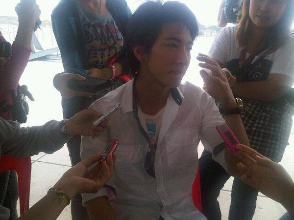 โตโน่ & แกรนด์ บวงสรวงเปิดกล้องละคร ข้ามเวลา ตามหารัก