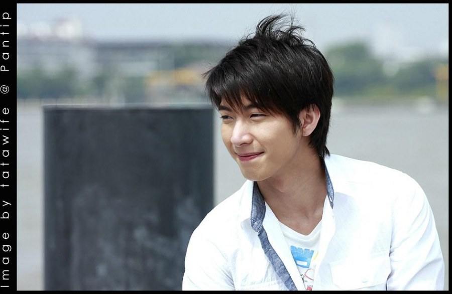 โตโน่ & แกรนด์ บวงสรวงเปิดกล้องละคร ข้ามเวลา ตามหารัก