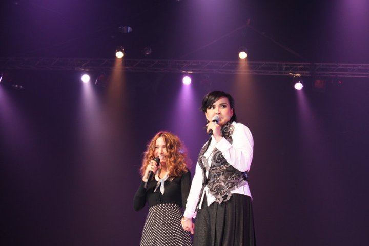 ปาน ชวน ปาล์มมี่ สร้างความพิเศษบนคอนเสิร์ตครบ 10 ปี-Parn On My Own Concert-