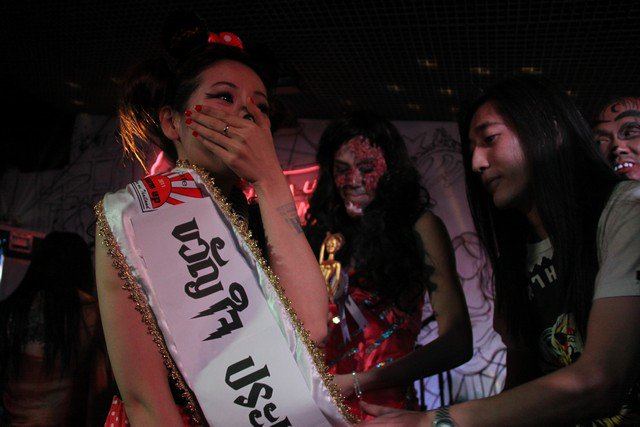 ผีน้ำหวานบุก warm up