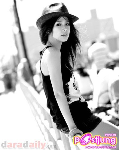 Photo book ของอั้ม พัชราภา และ ชมพู่ อารยา