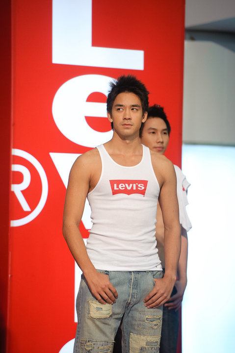 อังเดร บอย อาร์ต จากงานLEVI'S 501 MAY DAY