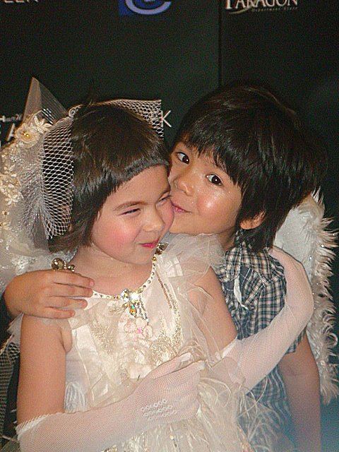 น้องลิซซี่  เดินแบบในงานFashion Week Autumn Winter 2010 @ Siam Paragon