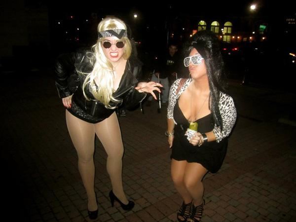 สาวก กาก้า ในวันฮาโลวีน