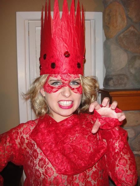 สาวก กาก้า ในวันฮาโลวีน