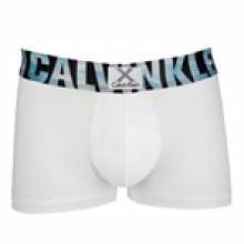 CK เอาใจคนชอบสีสันด้วยการใส่สีให้ชุดชั้นในมีสีสันหลากหลายน่าใส่ให้เร้าใจมากยิ่งขึ้นด้ว