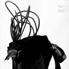 VOGUE HOMMES Japan เอาใจคนคลั่งไคล้ โซ่ แซ่ กุญแจมือ