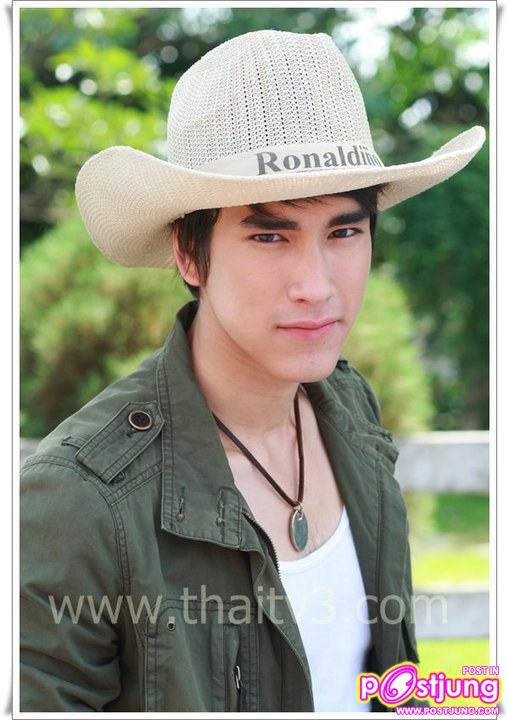 แต่งเชิ้ตเท่ ๆ สไตล์..ณเดชน์