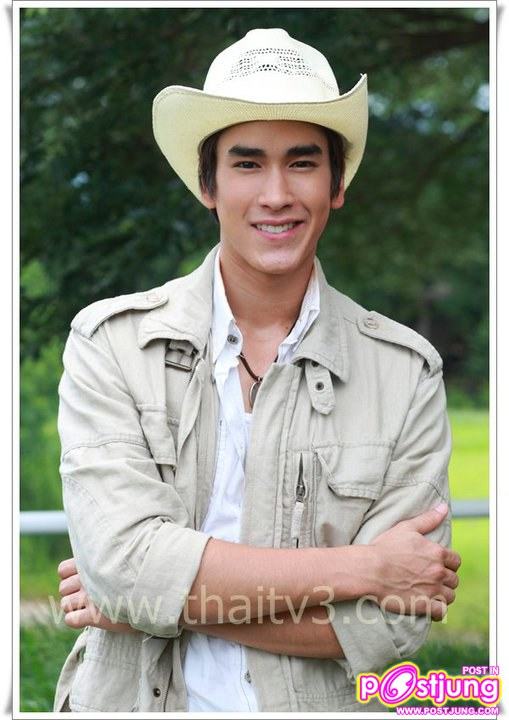 แต่งเชิ้ตเท่ ๆ สไตล์..ณเดชน์