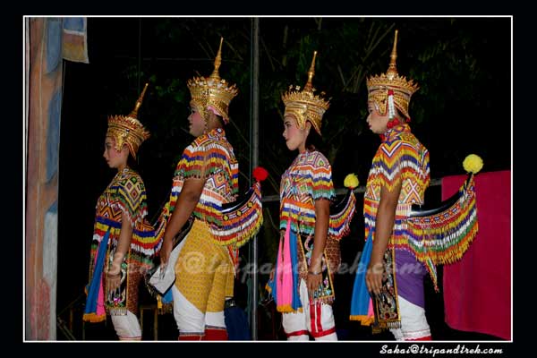 มโหฬาร อลังการ งานมโนราห์ แดนดินถิ่นใต้