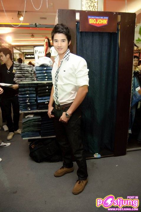 Mario งาน Robinson I go jeans Expo 2010 @ Future Park Rangsit