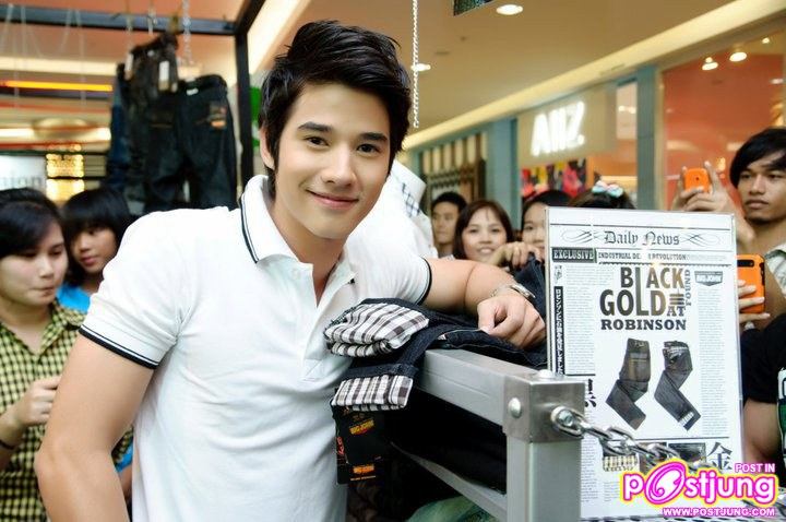 Mario งาน Robinson I go jeans Expo 2010 @ Future Park Rangsit