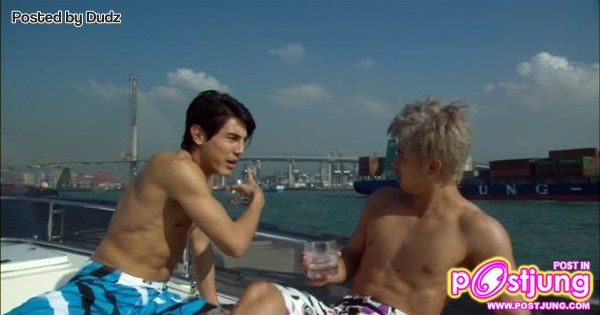 Cap จากหนังเกย์เรื่อง Amphetamine ครับ (2)