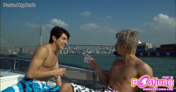 Cap จากหนังเกย์เรื่อง Amphetamine ครับ (2)