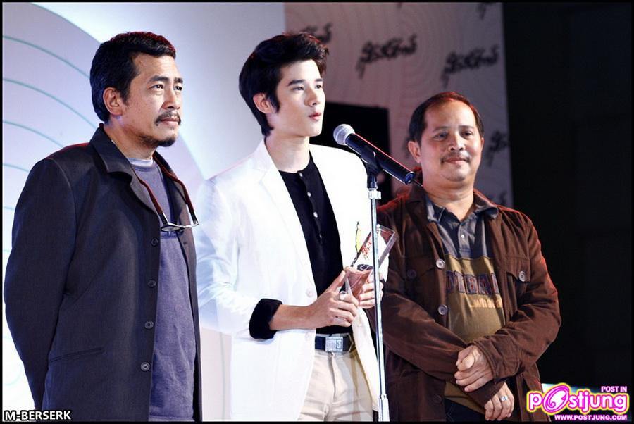 (ติ๊ก พลอย ออฟ พอลล่า ฯลฯ) งานสุดสัปดาห์ Young & Smart Vote 2010 @siam paragon [Part2]