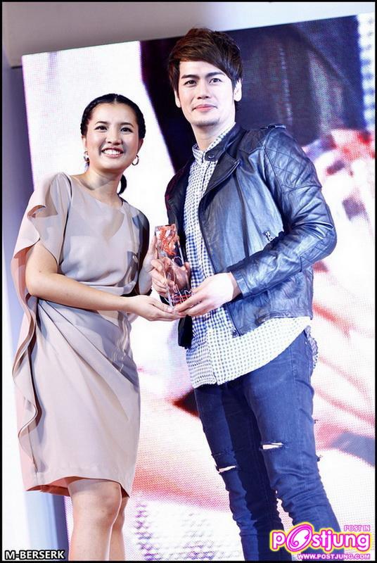 (ติ๊ก พลอย ออฟ พอลล่า ฯลฯ) งานสุดสัปดาห์ Young & Smart Vote 2010 @siam paragon [Part2]