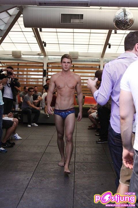 2(x)ist Presentation @ SUMMER CAMP