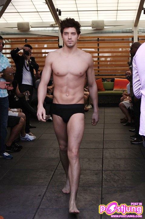 2(x)ist Presentation @ SUMMER CAMP