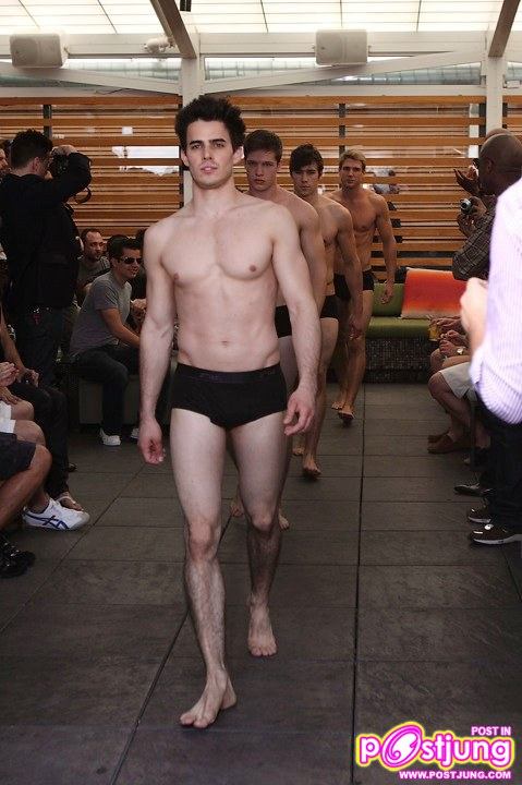 2(x)ist Presentation @ SUMMER CAMP