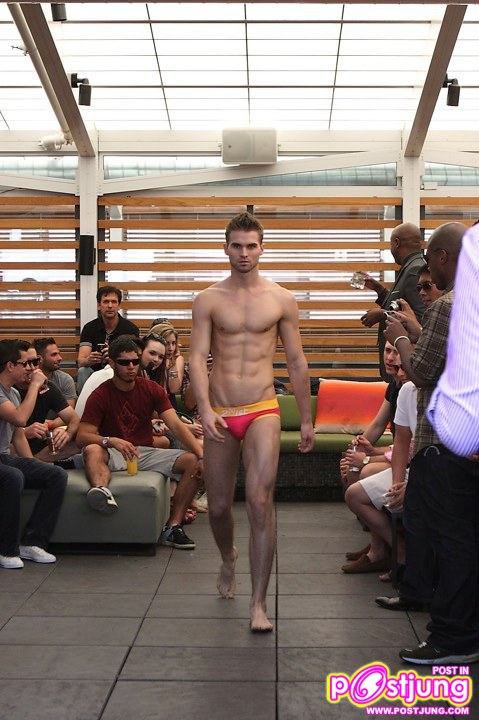 2(x)ist Presentation @ SUMMER CAMP