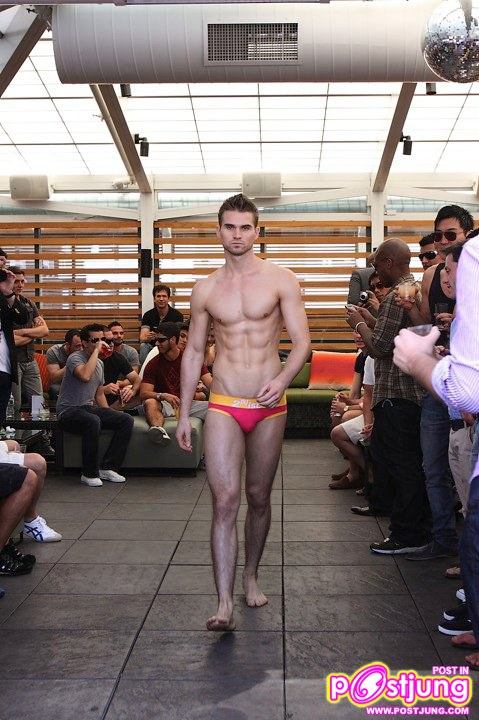 2(x)ist Presentation @ SUMMER CAMP