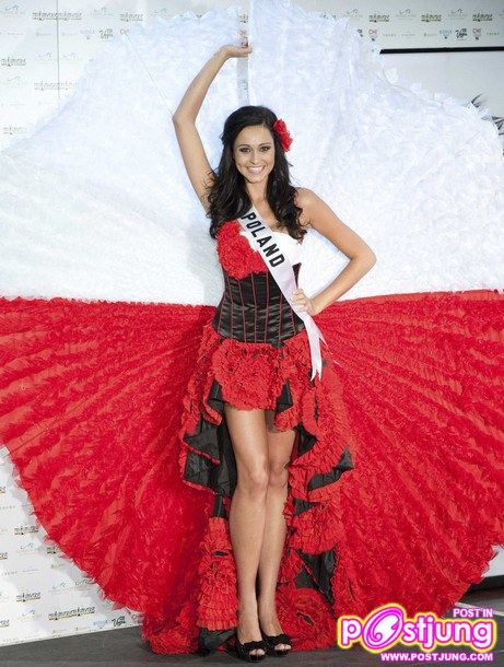 THAILAND คำนี้ไม่แพ้ชาติใด มาดูชุดประจำชาติสาวงามแต่ละประเทศ -O-