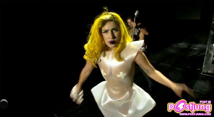 Lady Gaga Wins at MTV Europe Music Awards