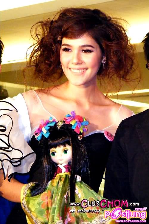 ชมพู่ กับผมทรงเดียวกับ Lady Gaga